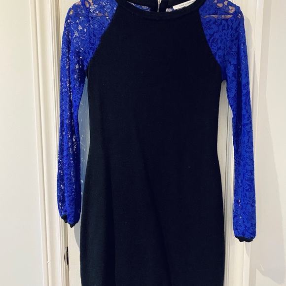 DVF SWEATER DRESS - Picture 2 of 2